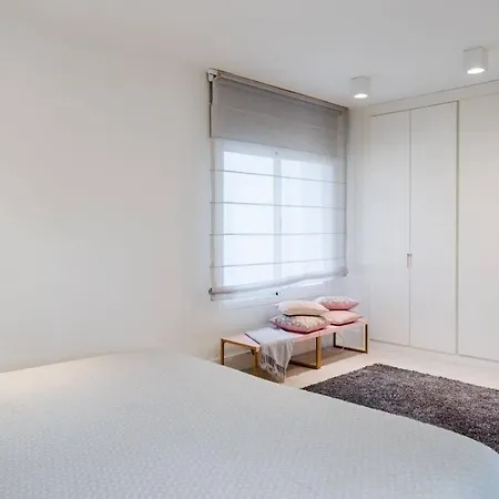 Lejlighed Marina Puente - Groundfloor - 3 Bedrooms *